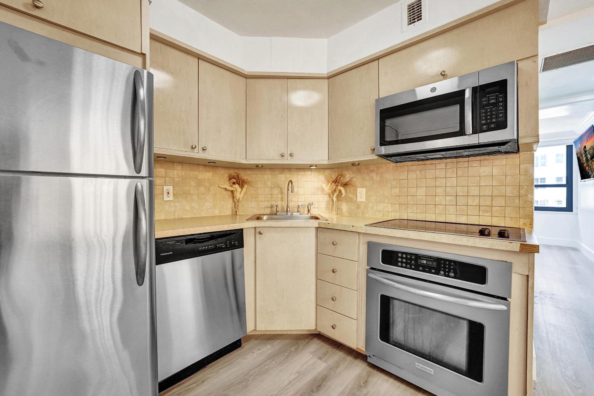 Breathtaking W Service Unit 908 Apartment Miami Beach