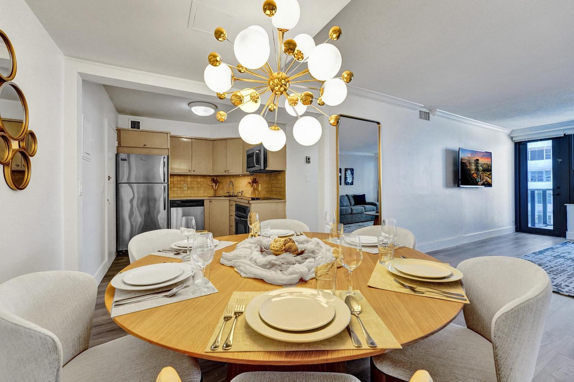 Breathtaking W Service Unit 908 * Miami Beach