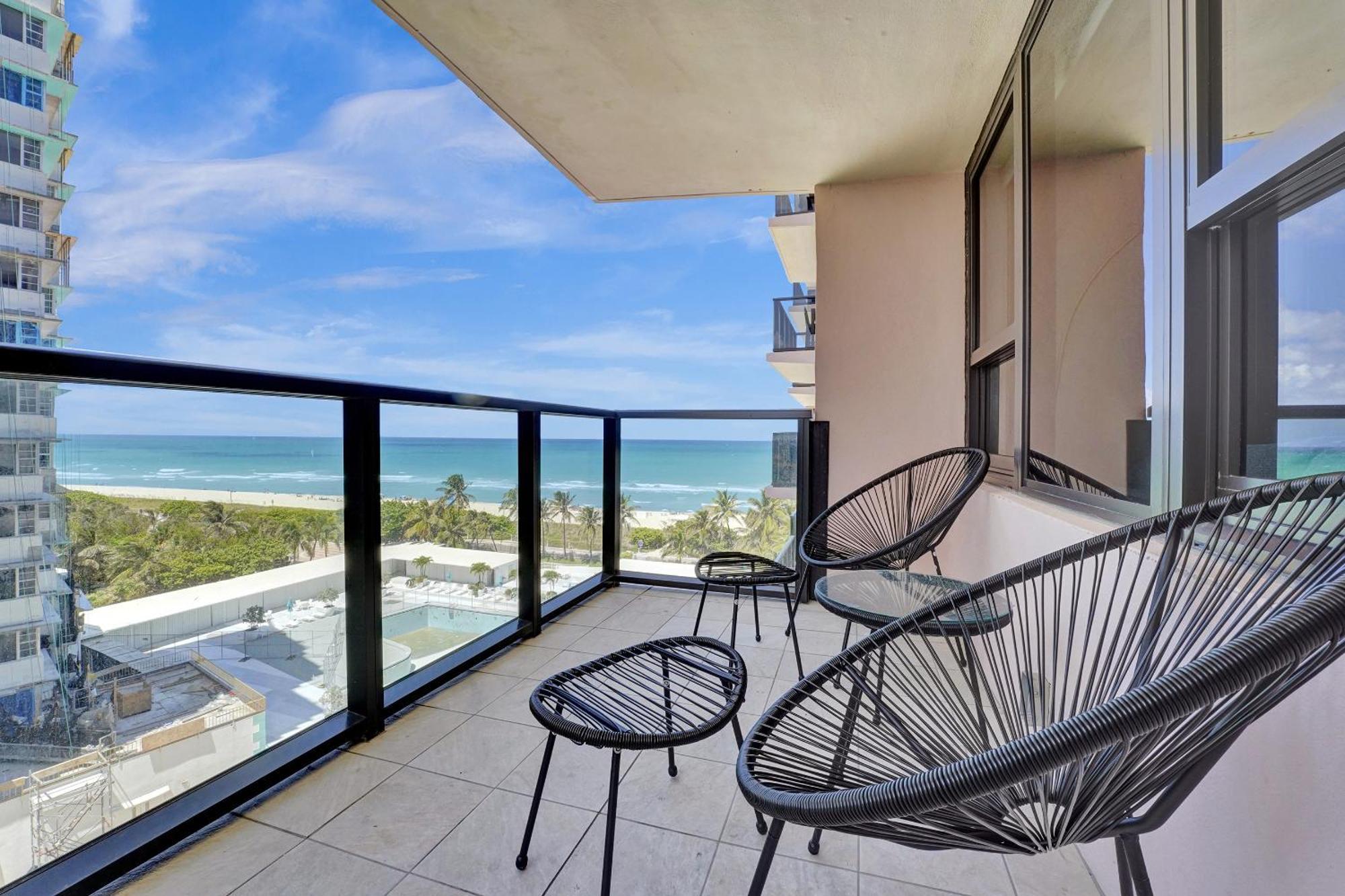 Apartment Breathtaking W Service Unit 908 Miami Beach