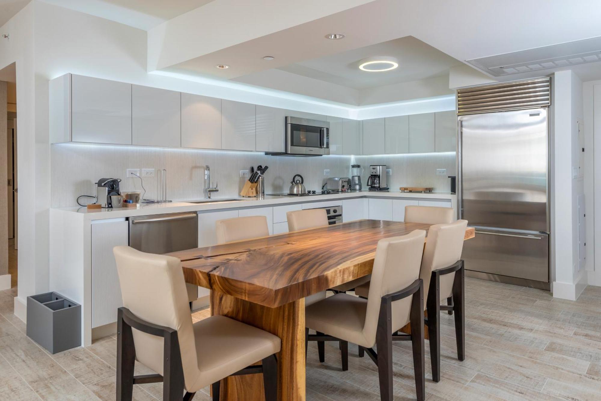 Apartment Oceanview Private At 1 & Homes -1015 Miami Beach