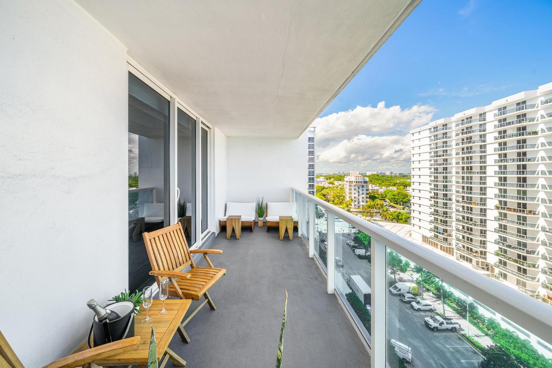 Oceanfront Private At 1 & Homes -1019 Miami Beach