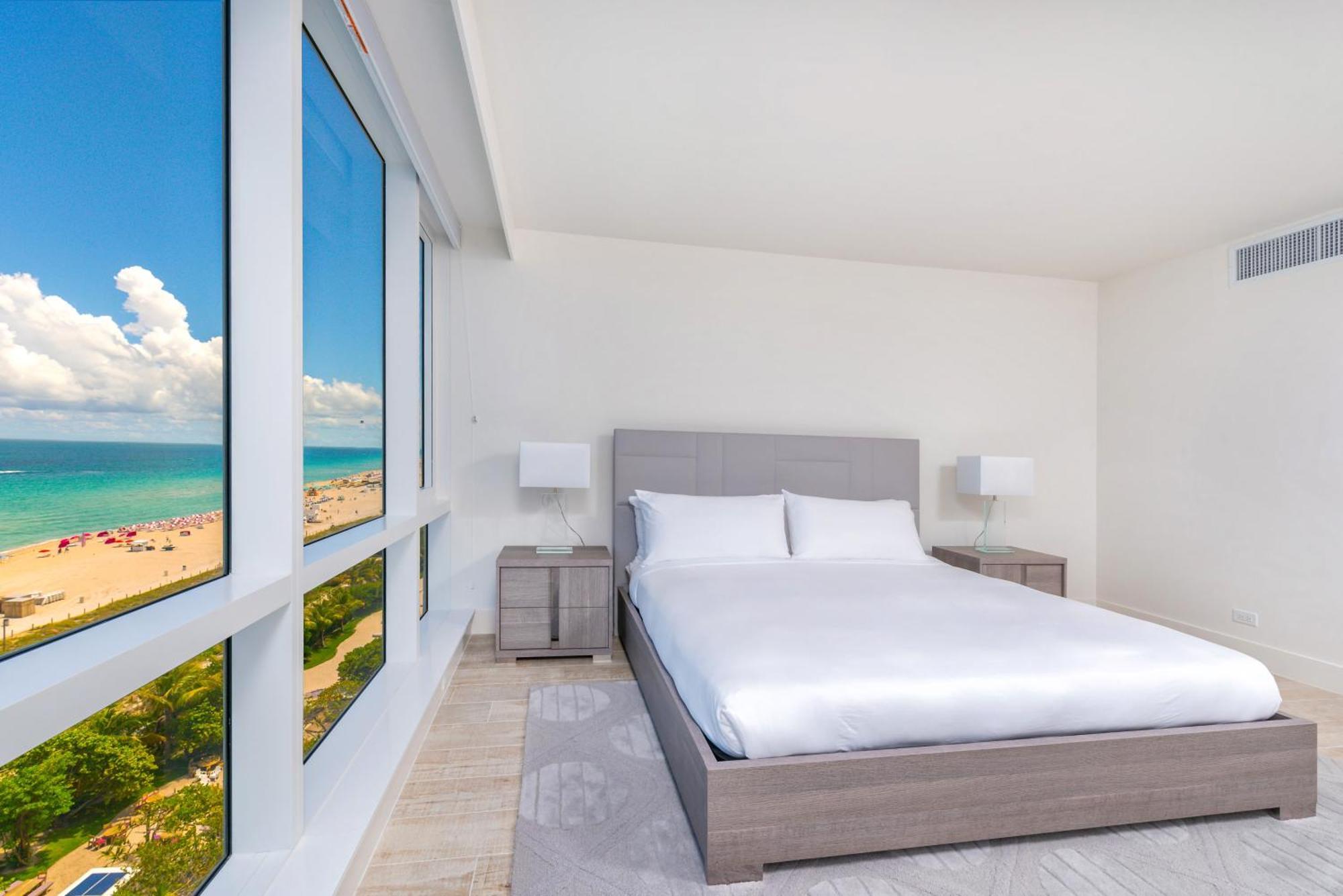 Apartment Oceanfront Private At 1 & Homes -1019 *
