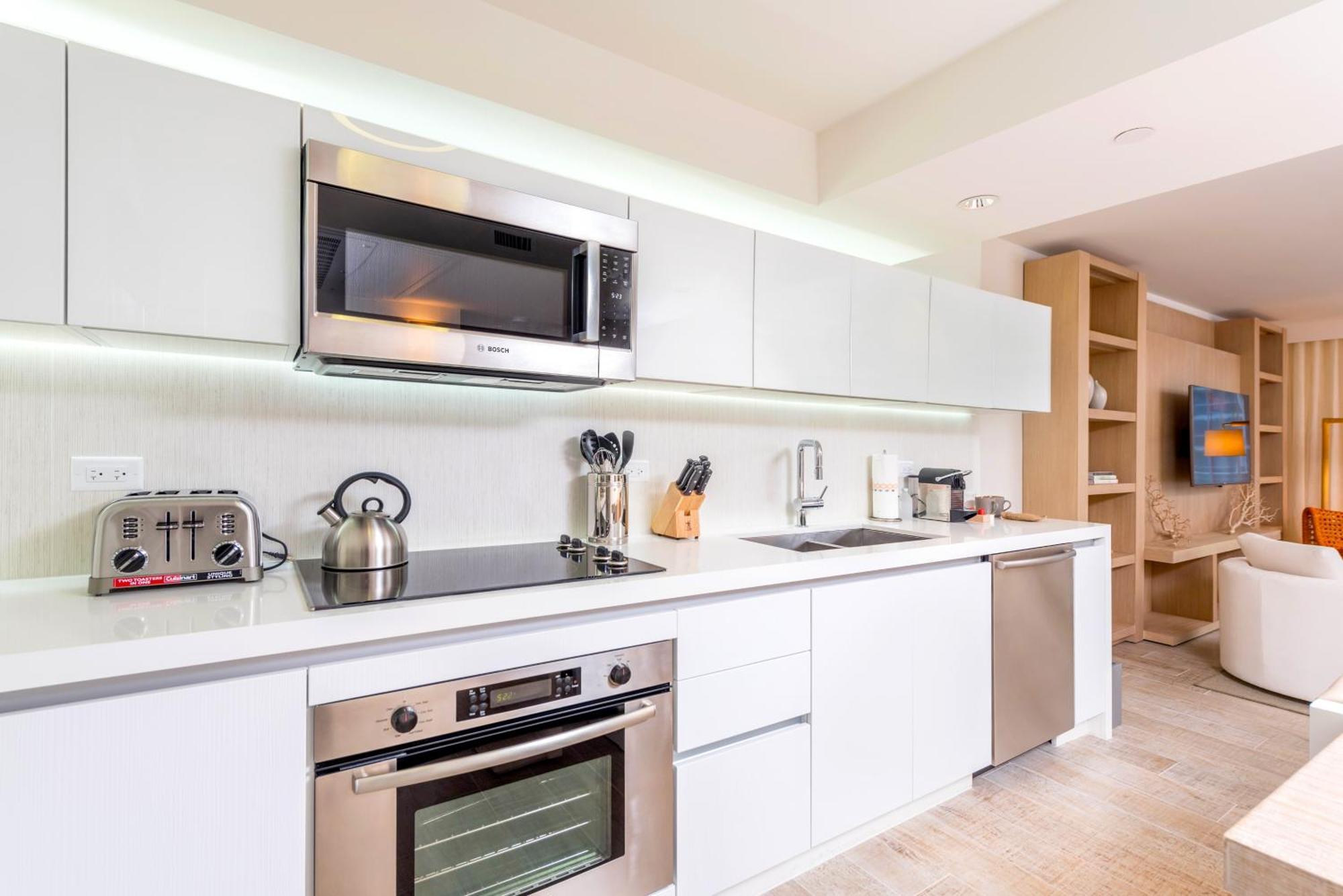 Oceanview Private At 1 & Homes -1106 * Miami Beach