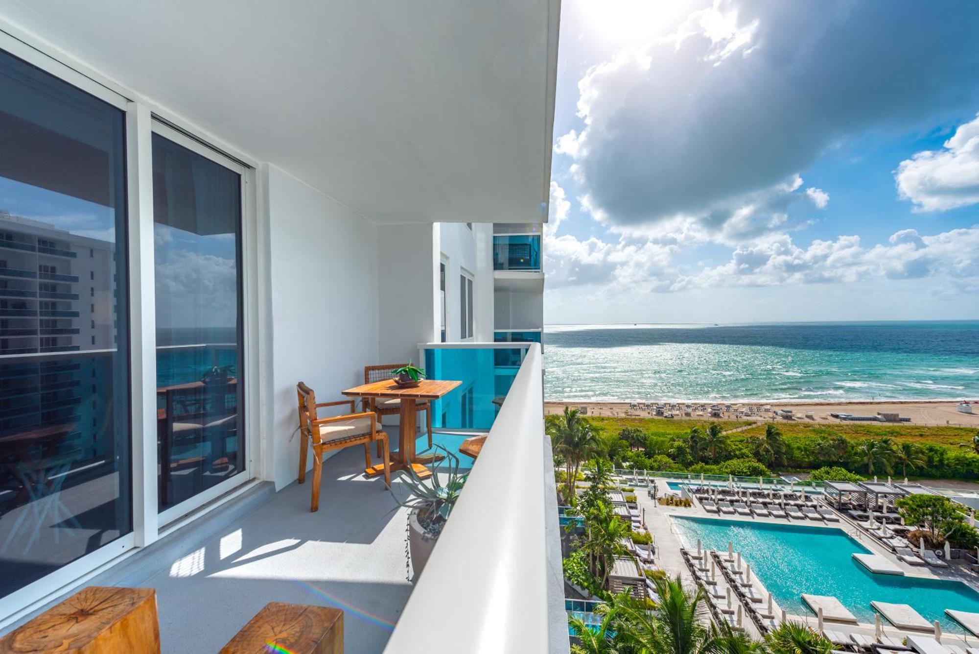 Apartment Oceanview Private At 1 & Homes -1208 Miami Beach