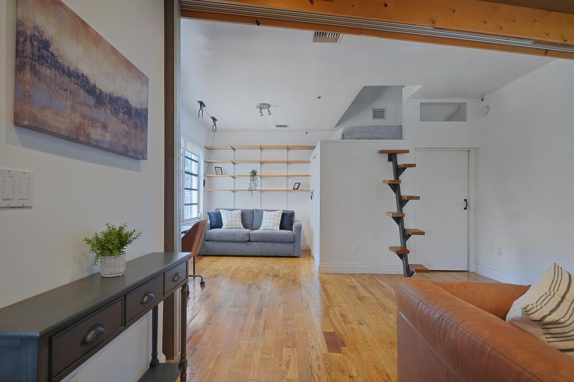 Apartment Big Beautiful South Loft Sleeps 8 Near Ocean Miami Beach