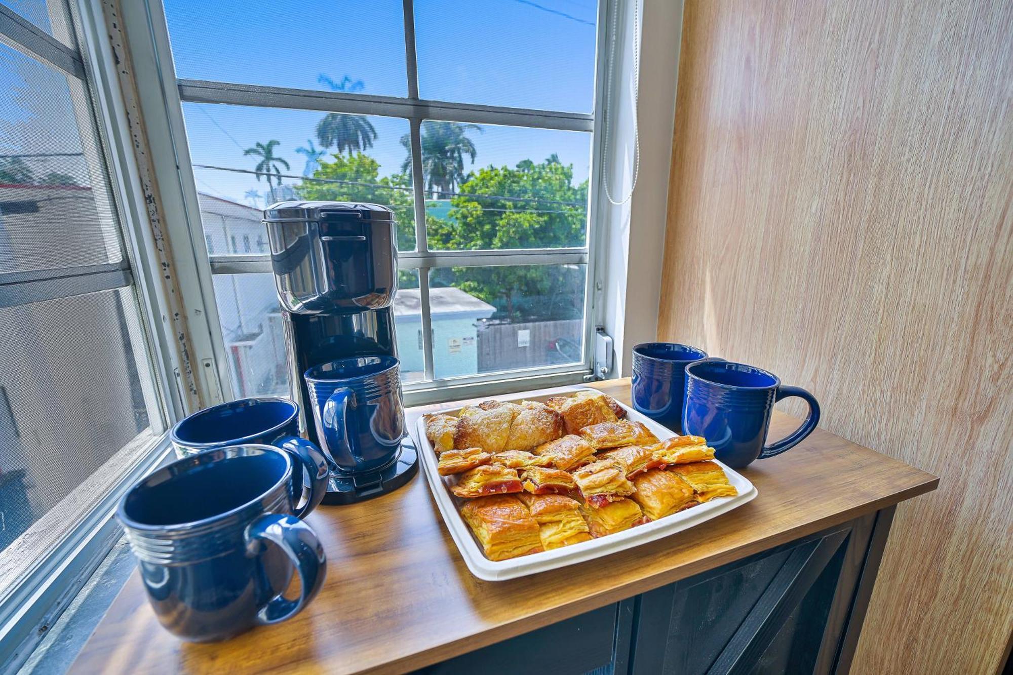 Apartment Big Beautiful South Loft Sleeps 8 Near Ocean *
