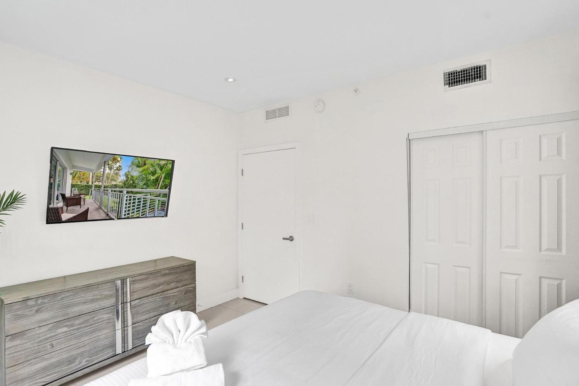 Apartment Monaco Miami Beach