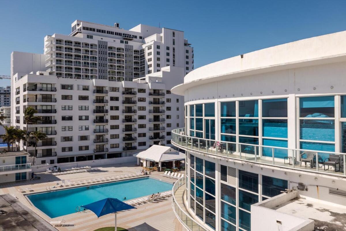 Shine Balcony Duplex 12 Apartment