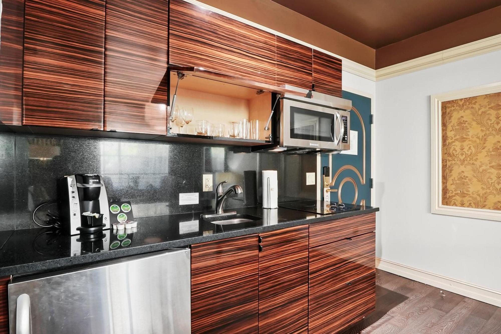 Riviera 4*
