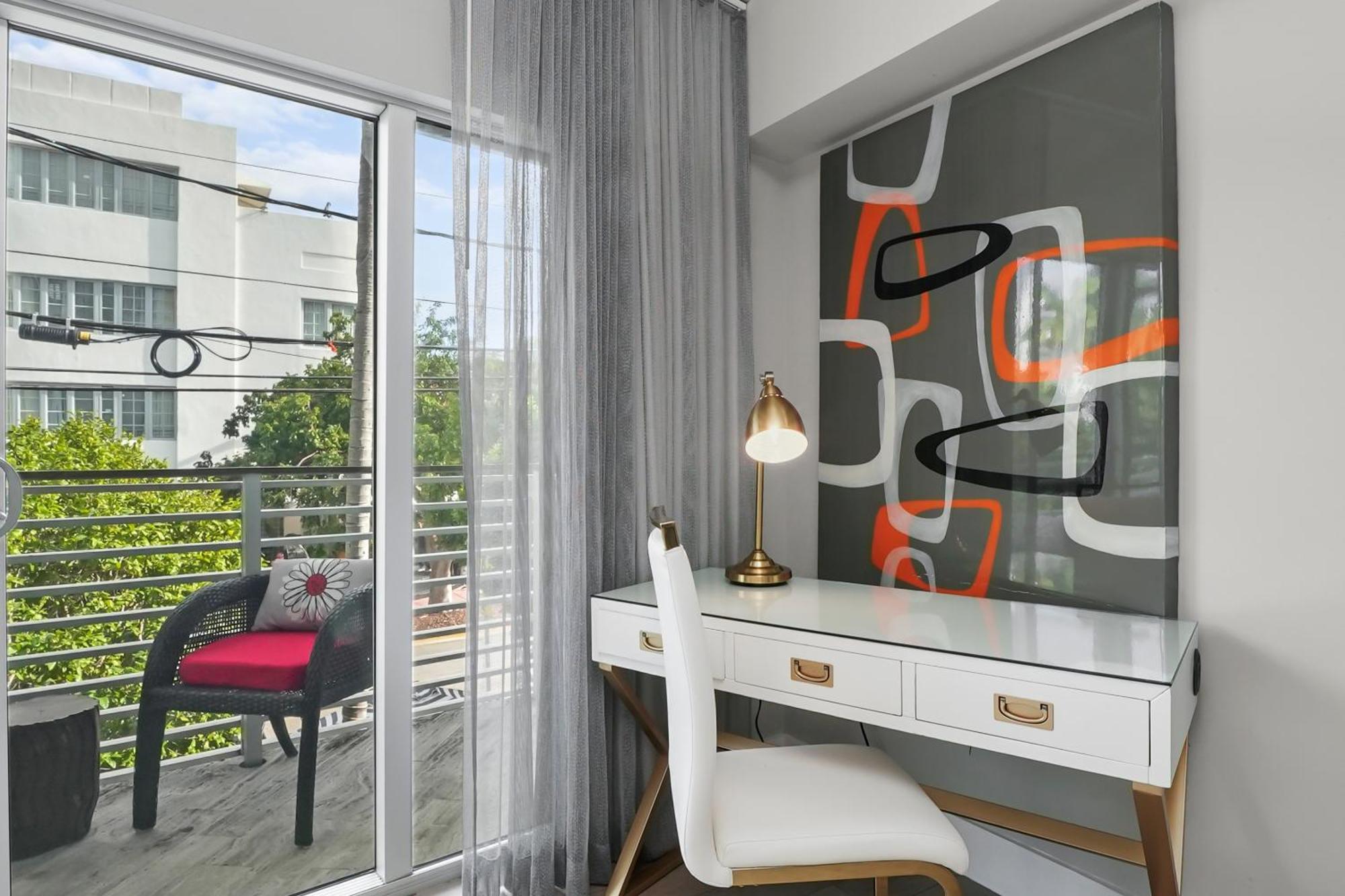 Riviera 4* Miami Beach