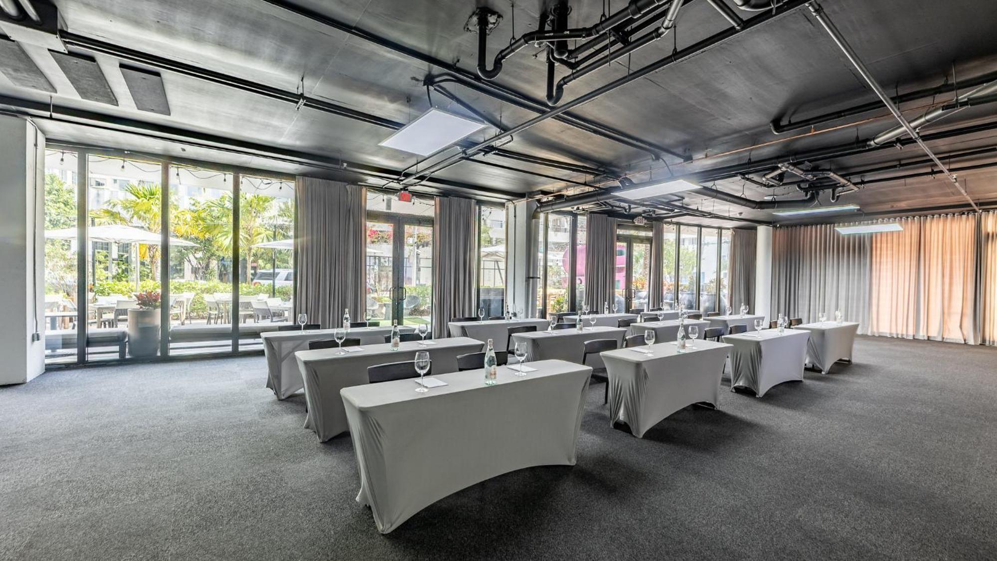 Resort Kimpton Angler's South By Ihg