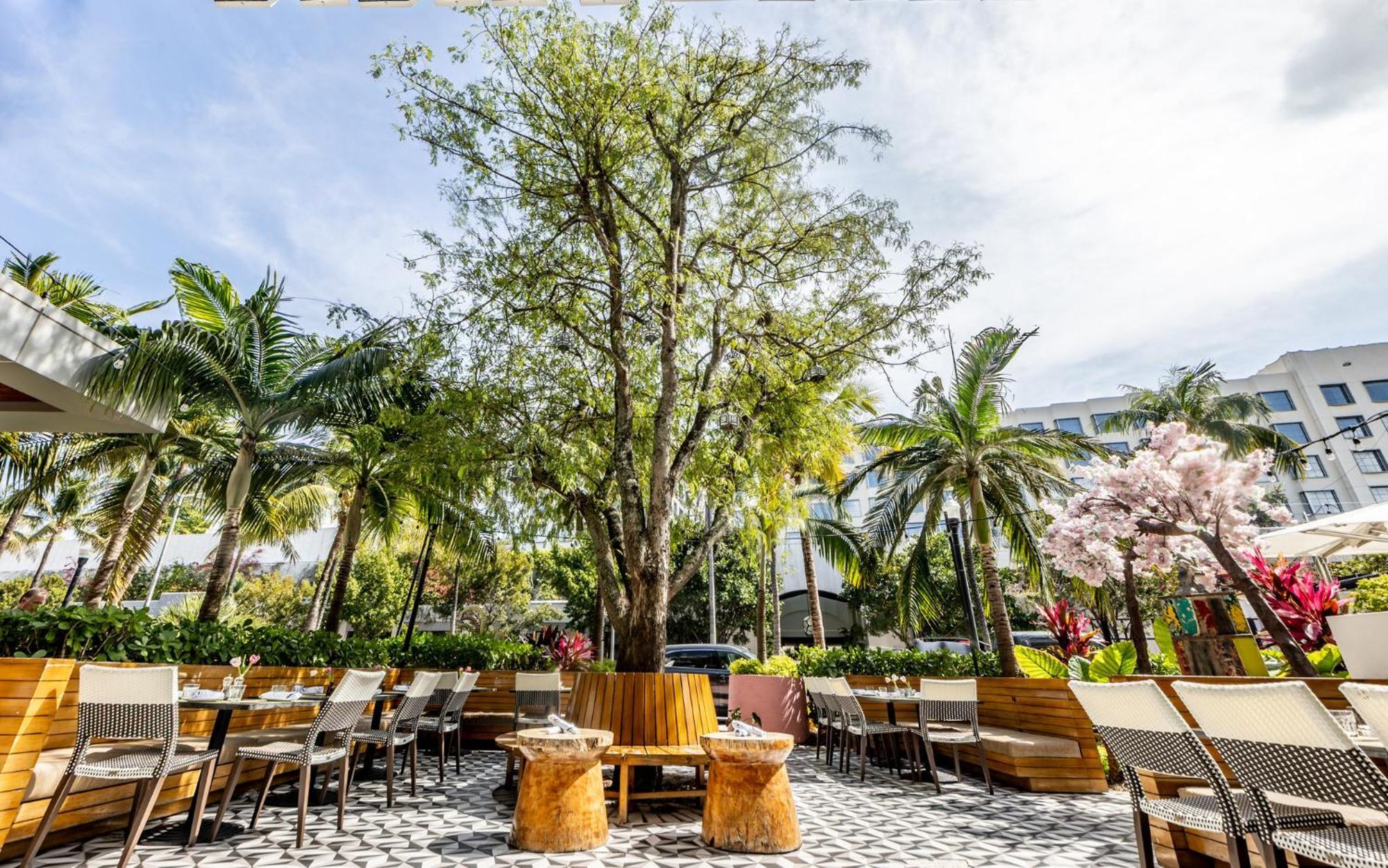 Resort Kimpton Angler's South By Ihg 5*