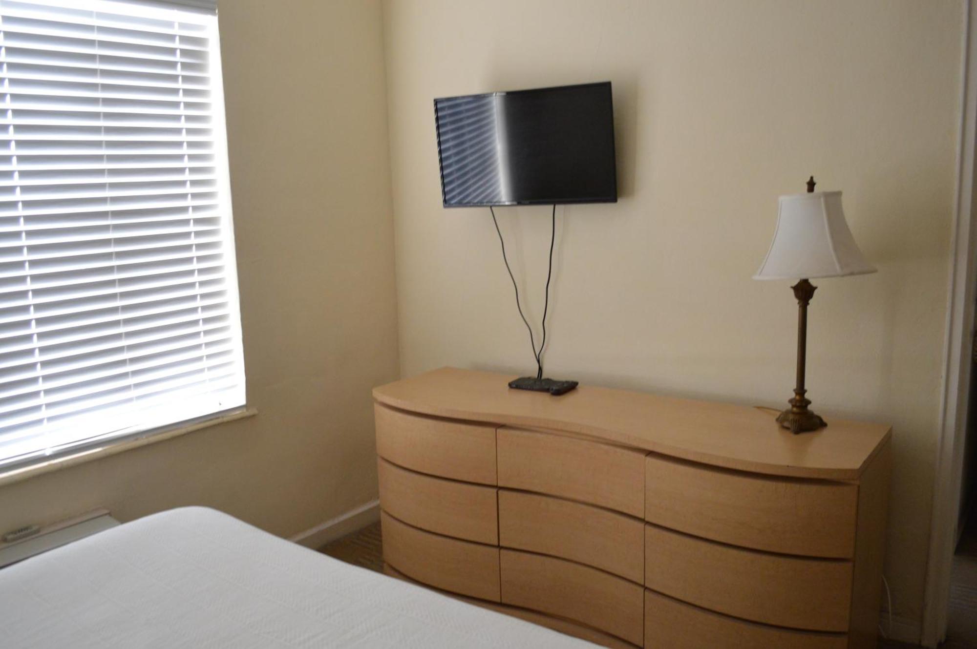 Island House South (adults Only) Hotel