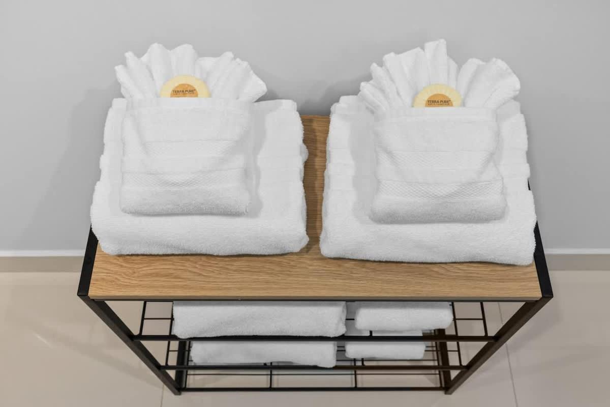 Holiday home Luxury With Rooftop Pool - 5-min To *