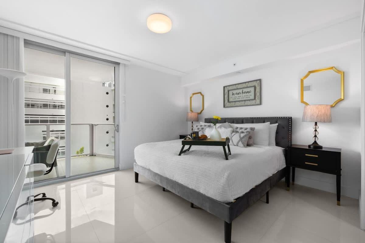 Luxury With Rooftop Pool - 5-min To *