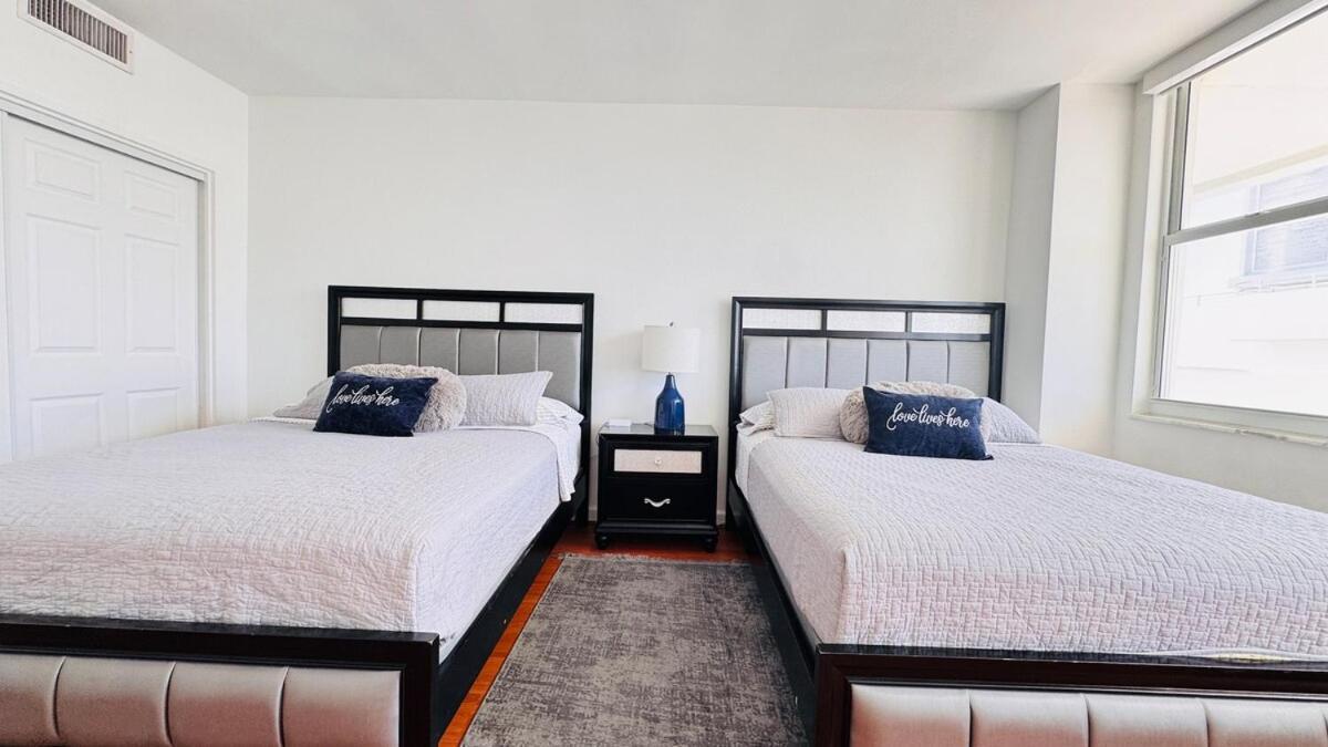 Oceanfront Luxury Miami Escape Pool&gym Apartment