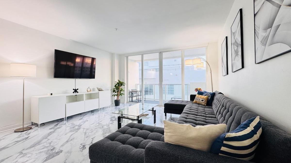 Apartment Oceanfront Luxury Miami Escape Pool&gym Miami Beach