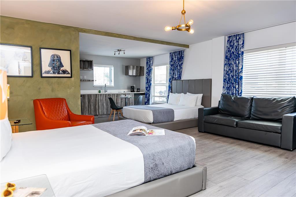 Beachside Hotel