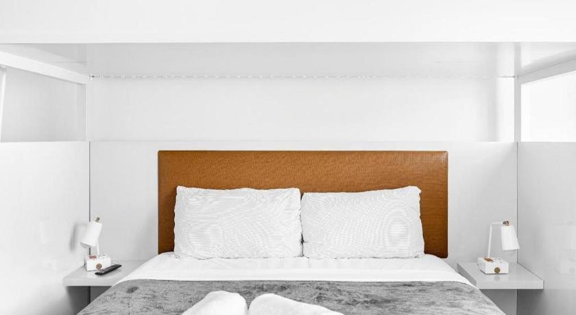 The Variety By Luxurban Hotel
