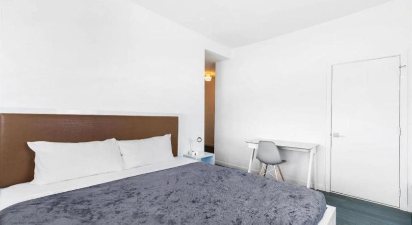 The Variety By Luxurban 3*