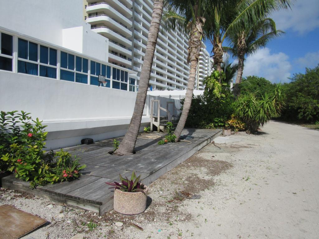 Katy, Beachfront * Miami Beach