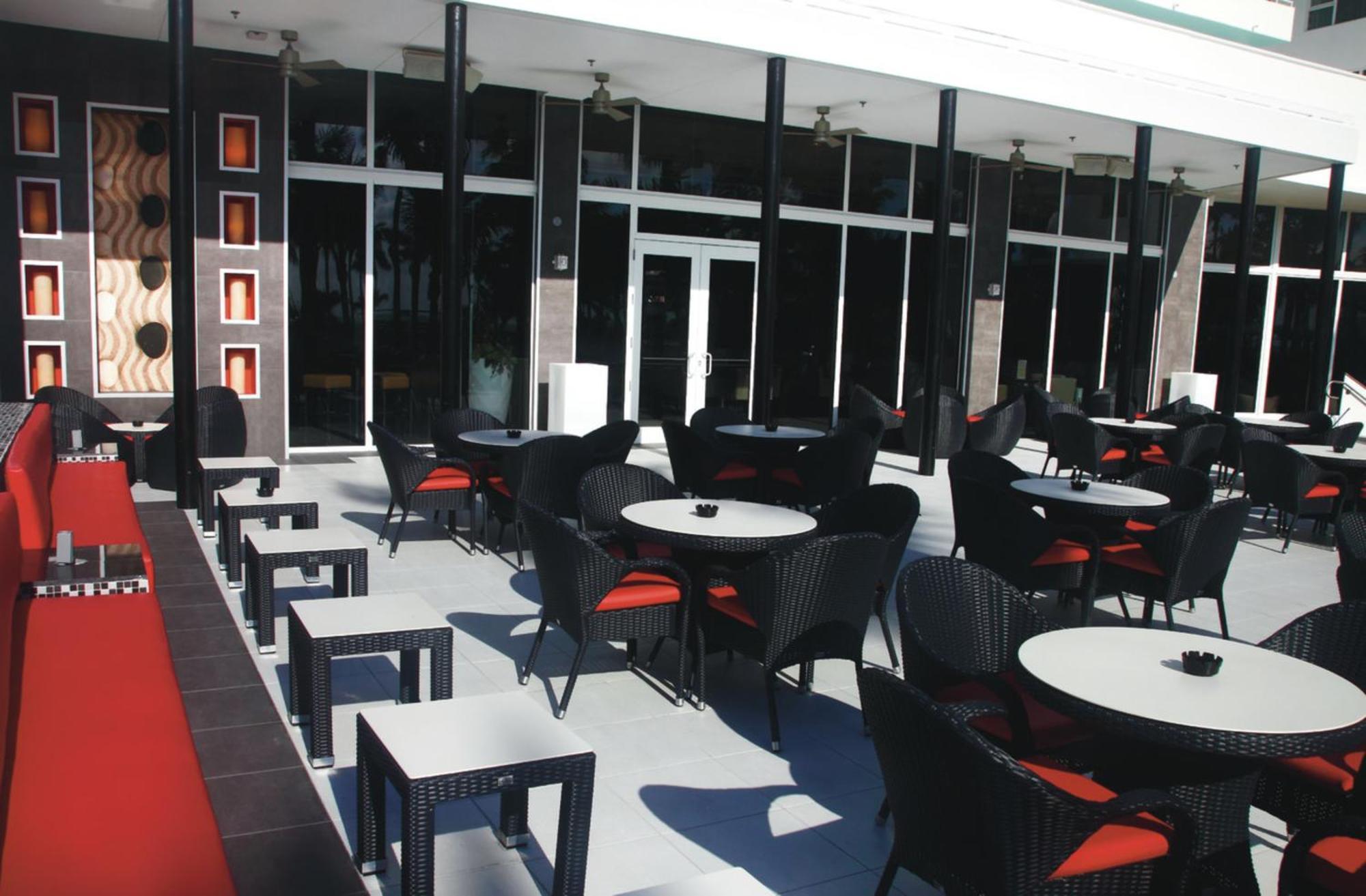 Hotel Riu Plaza Miami