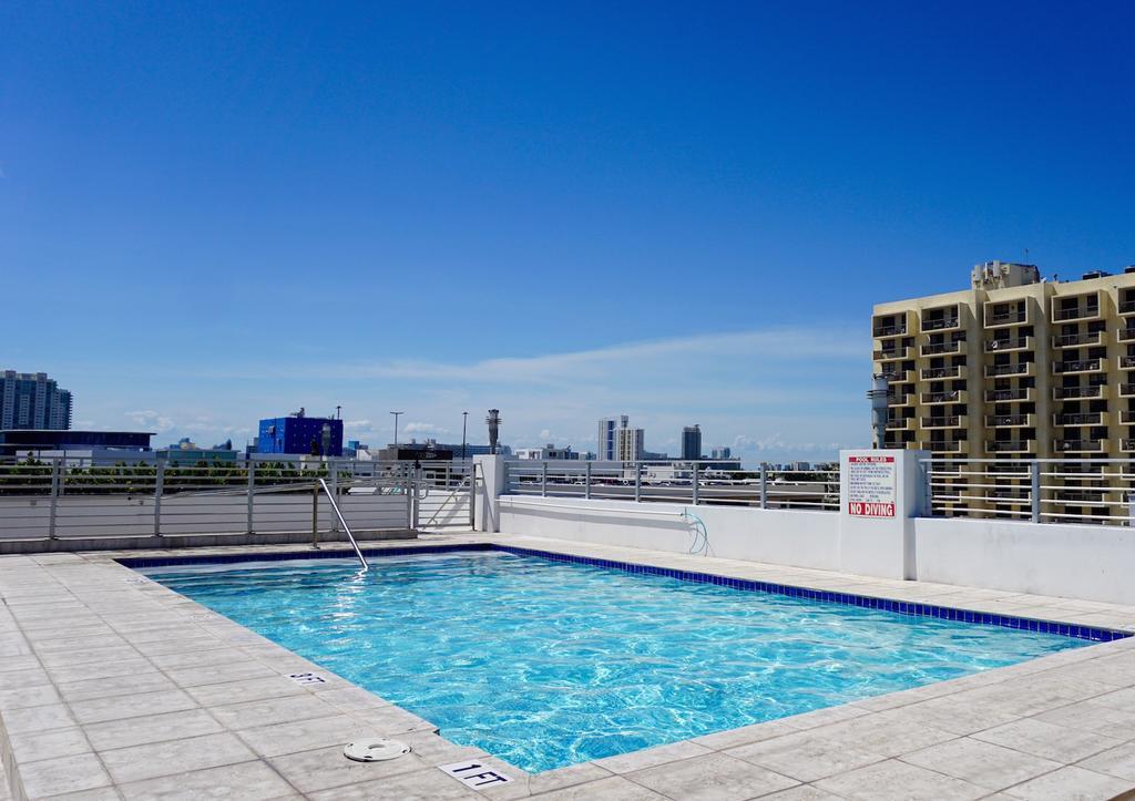 Ocean Five Apartment