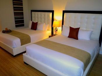 Hotel Sapphire South