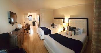 Hotel Sapphire South