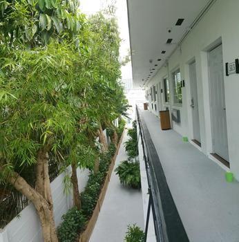 Sapphire South