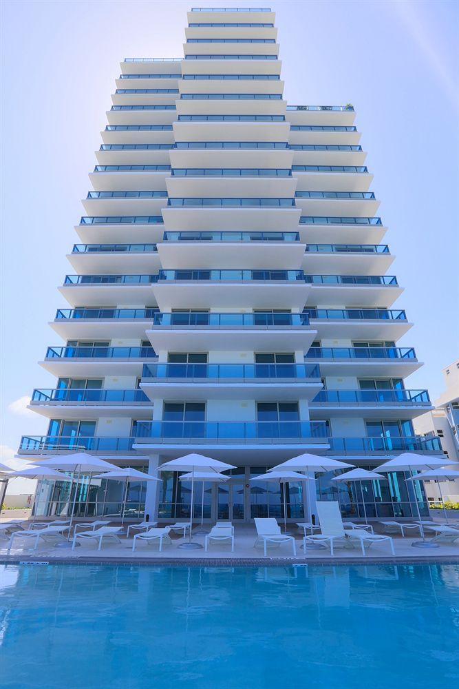 Hotel Pelican Furnished In Monte Carlo Miami