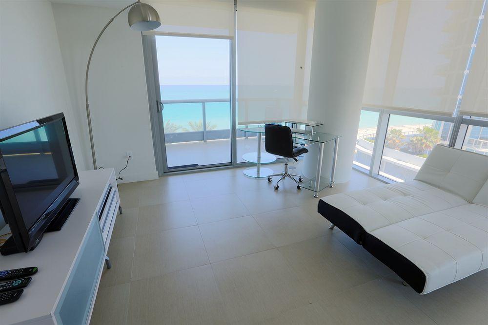 Hotel Pelican Furnished In Monte Carlo Miami 4*