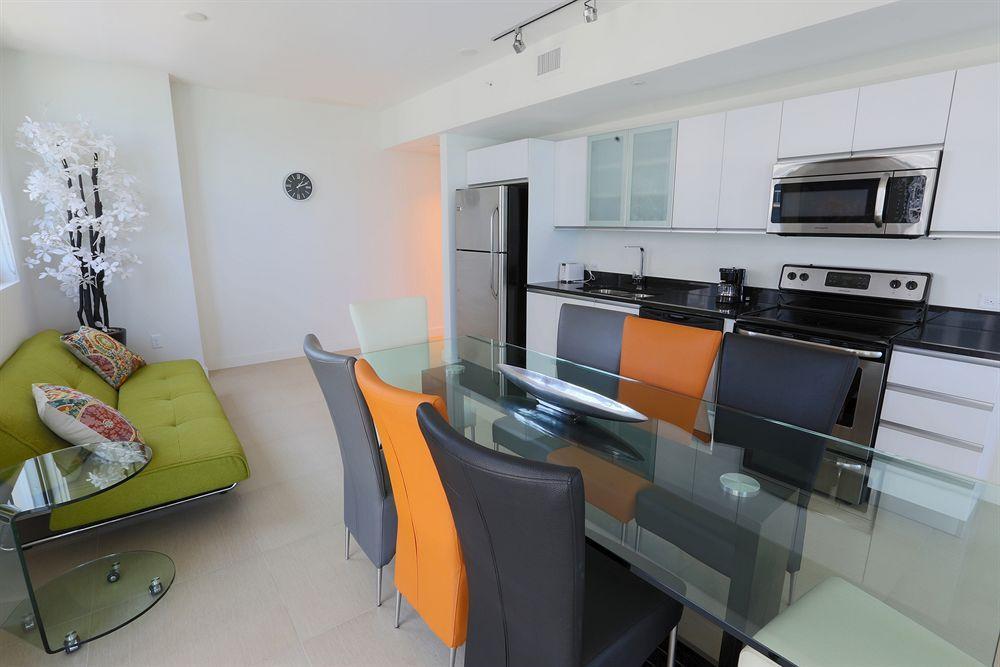 Hotel Pelican Furnished In Monte Carlo Miami