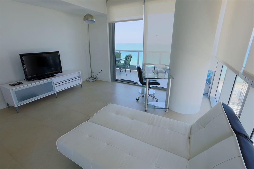 Pelican Furnished In Monte Carlo Miami Miami Beach