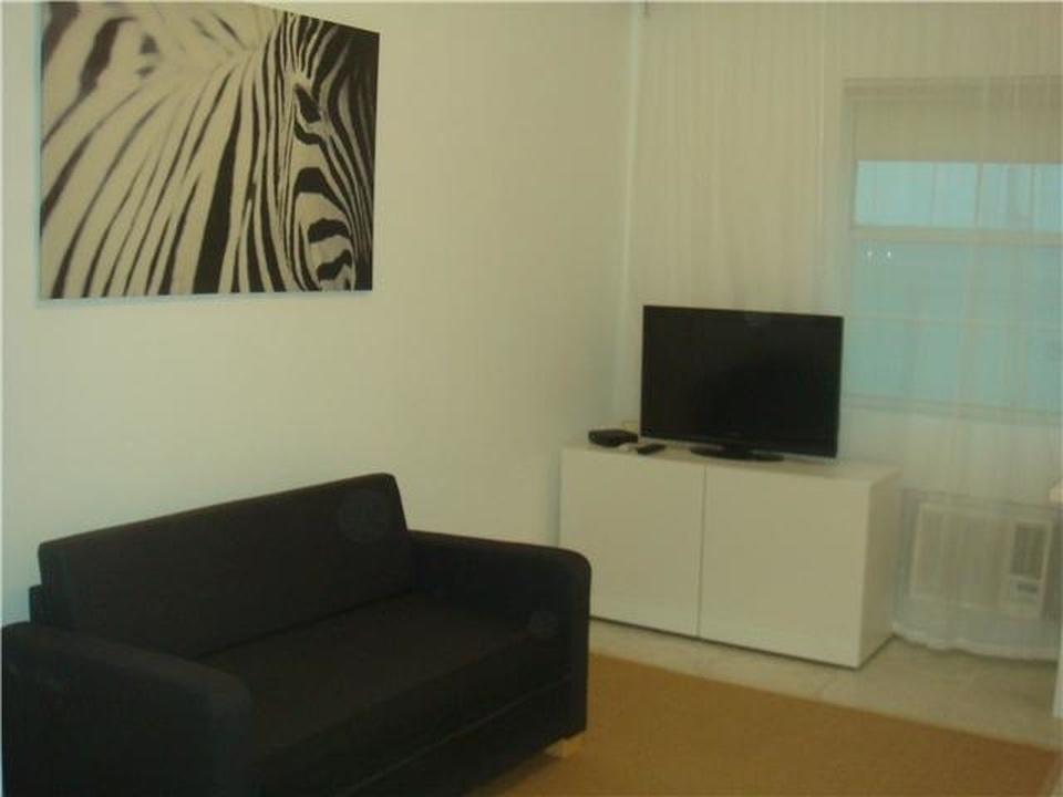 Hotel Beachfront By Yourent Vacations Miami Beach