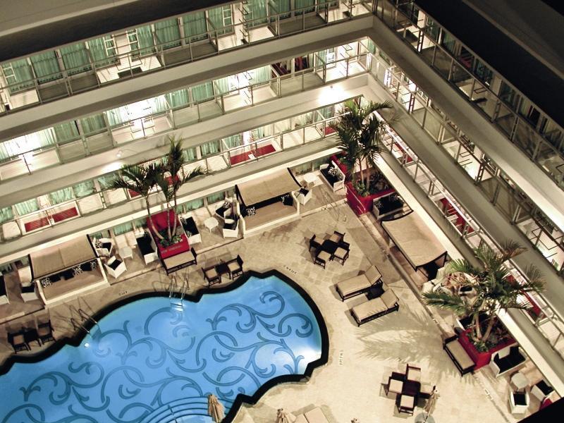 Victor South Hotel