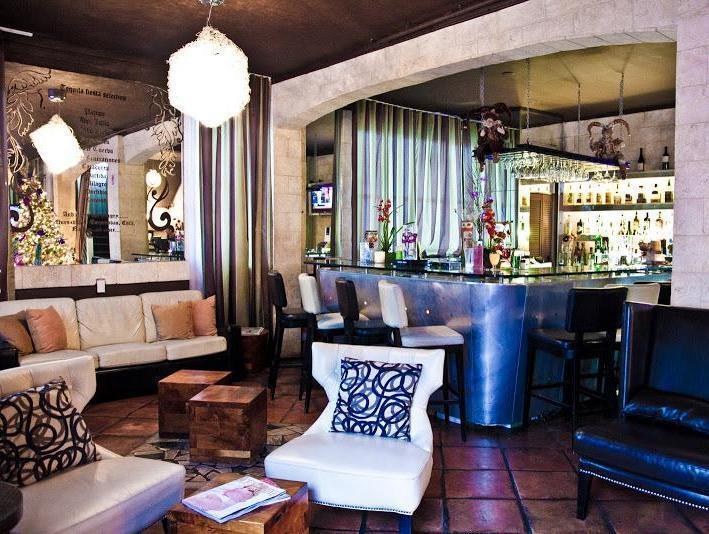 Shelley Hotel