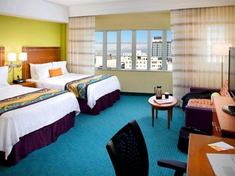 Hotel Courtyard Miami South 3*