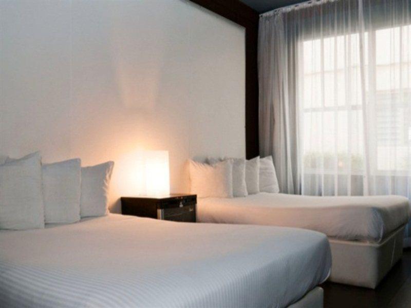 Hotel Shelley Miami Beach
