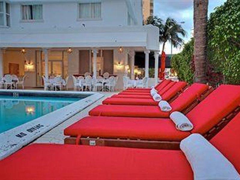 Hotel Red South
