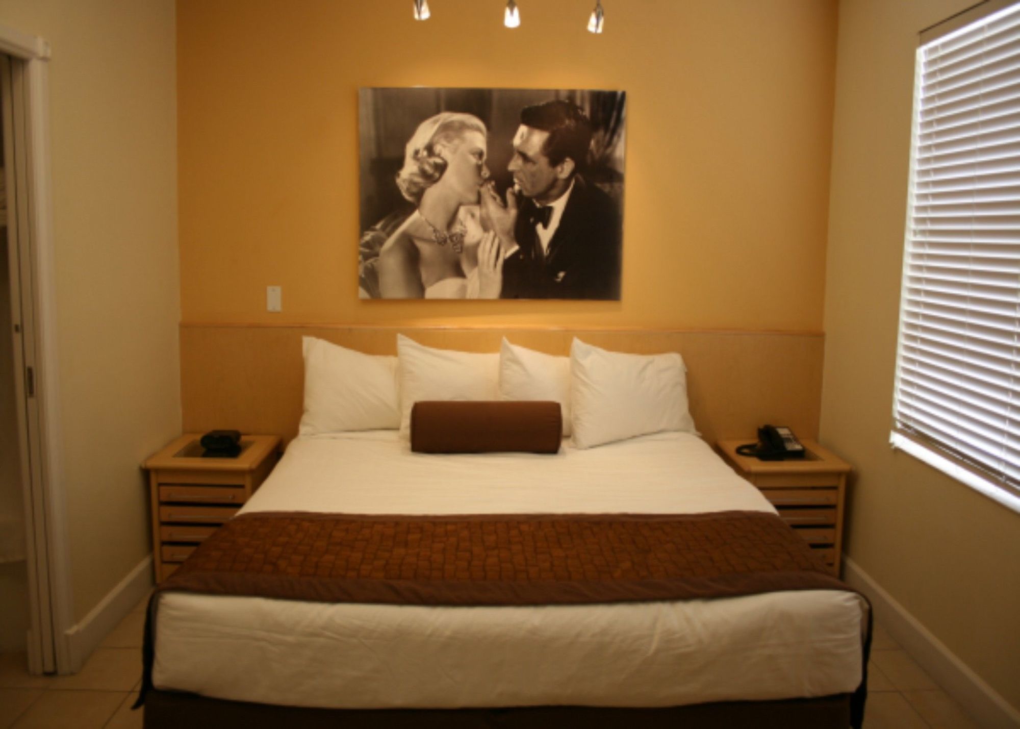 Hilton Vacation Club Crescent On South Miami Miami Beach