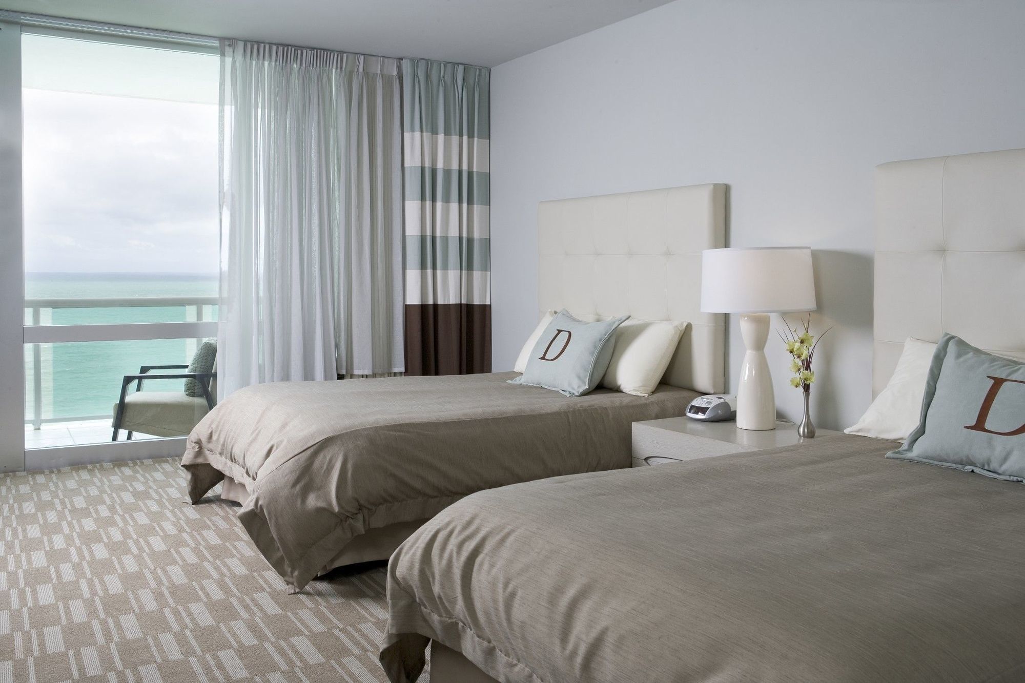 Resort Deauville Miami Beach