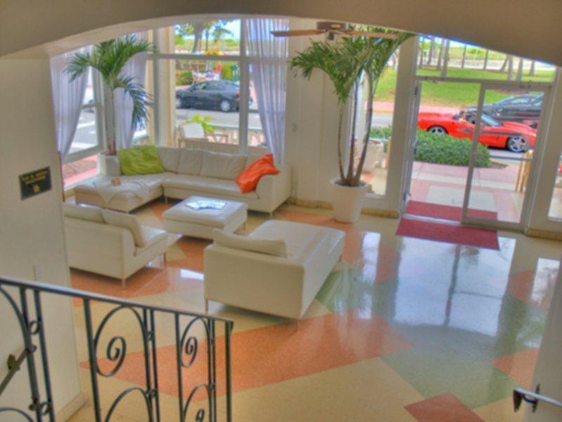 Hotel Majestic South 3*