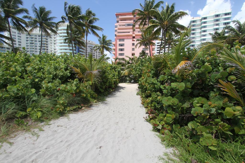Apartment Beachfront Suites Miami Beach