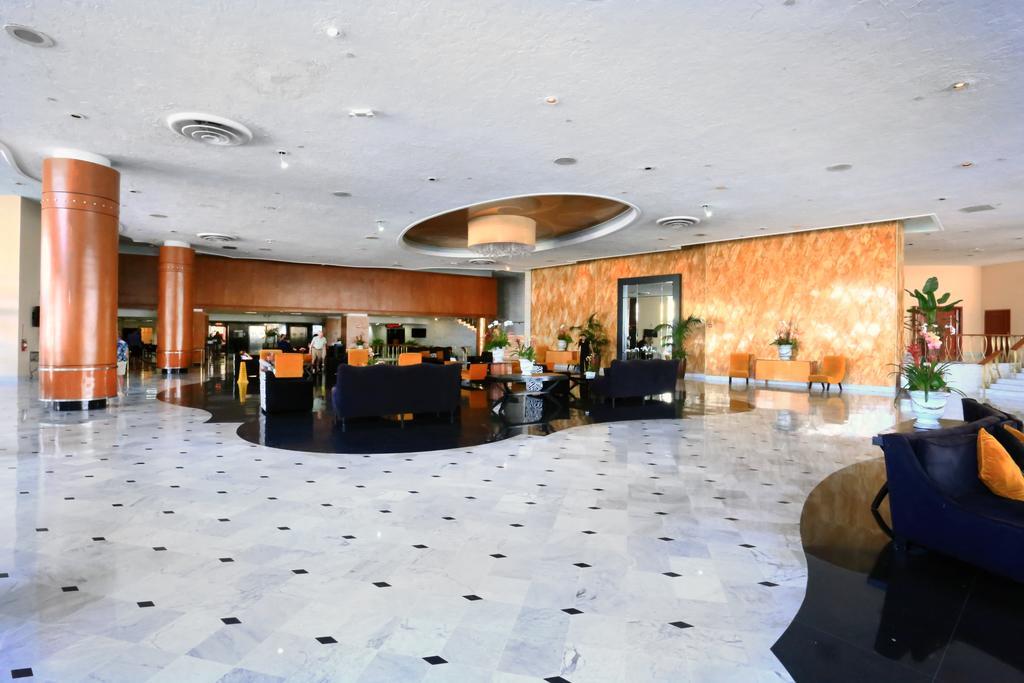 Resort Deauville Miami Beach