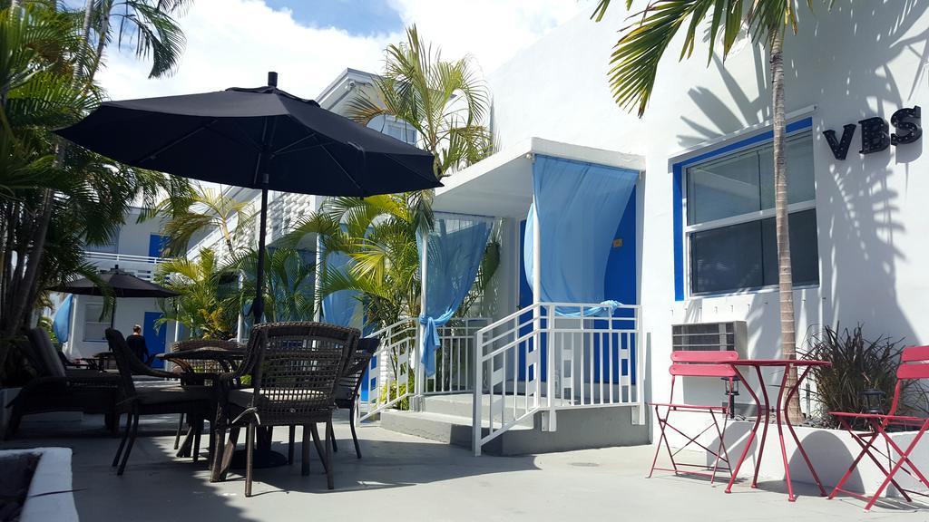 Miami Beach Byron Suites *