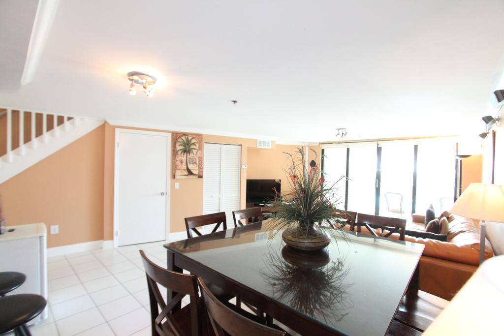 Casablanca Townhouse Ocean View * Miami Beach