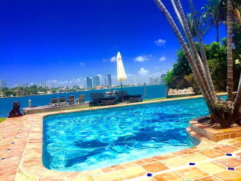 Beautiful Luxe Hotel Miami Beach