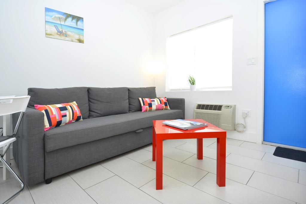 Miami Beach Byron Suites Apartment