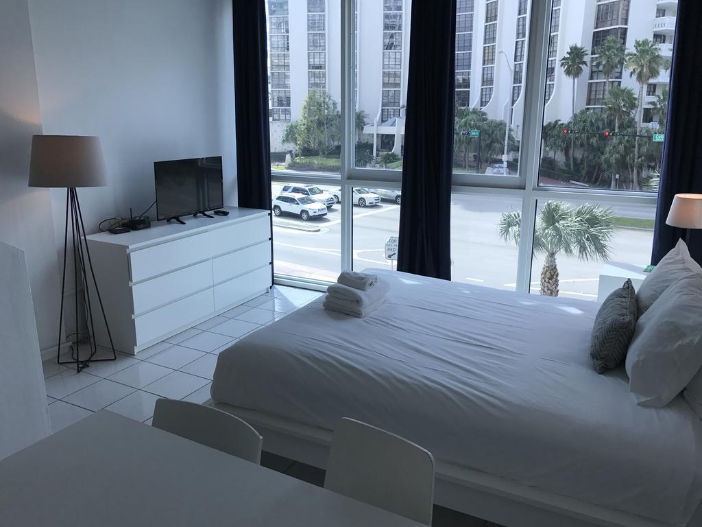 By Design Suites Apartment Miami Beach